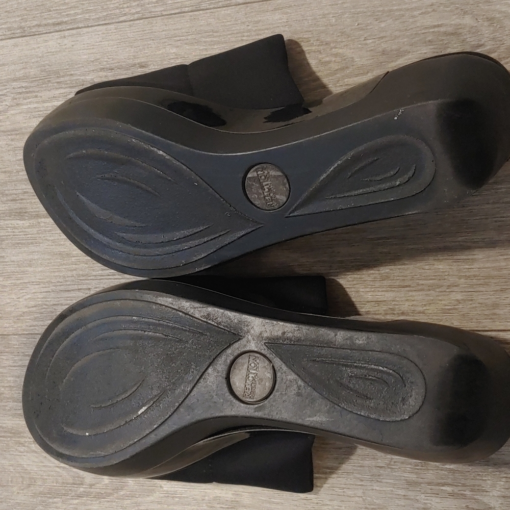 Kenneth Cole Slides - Picture 8 of 11
